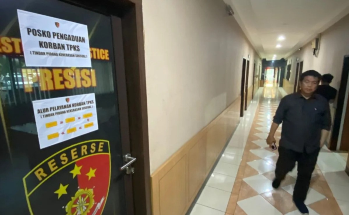 Polisi Membuka Posko Pengaduan Kasus Korban Asusila Guru di Garut