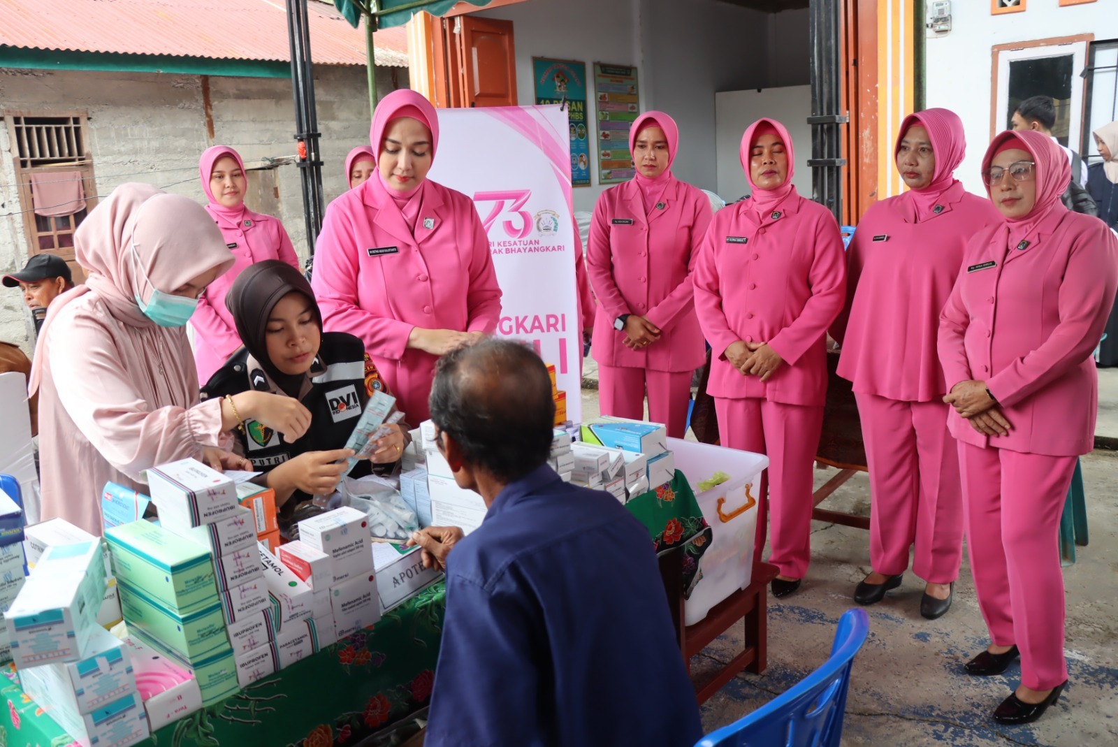 Polresta Abdya Gelar Pengobatan Gratis dan Donor Darah Untuk Masyarakat Dalam Rangka Hari Bhayangkara ke-79 Tahun 2025