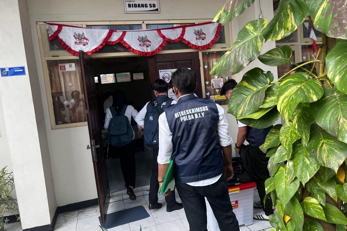 Dugaan Kasus Korupsi, Polisi Geledah Kantor Dinas Pendidikan Kabupaten Gunungkidul