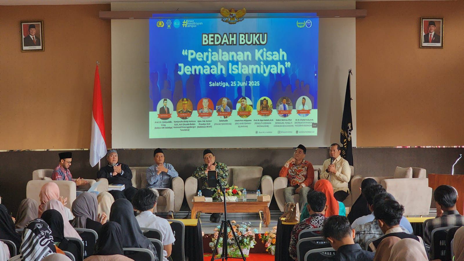 Bedah Buku dan Kelas Kontranarasi di UIN Salatiga Bahas Pembubaran JI: “Fenomena Langka dan Bersejarah”