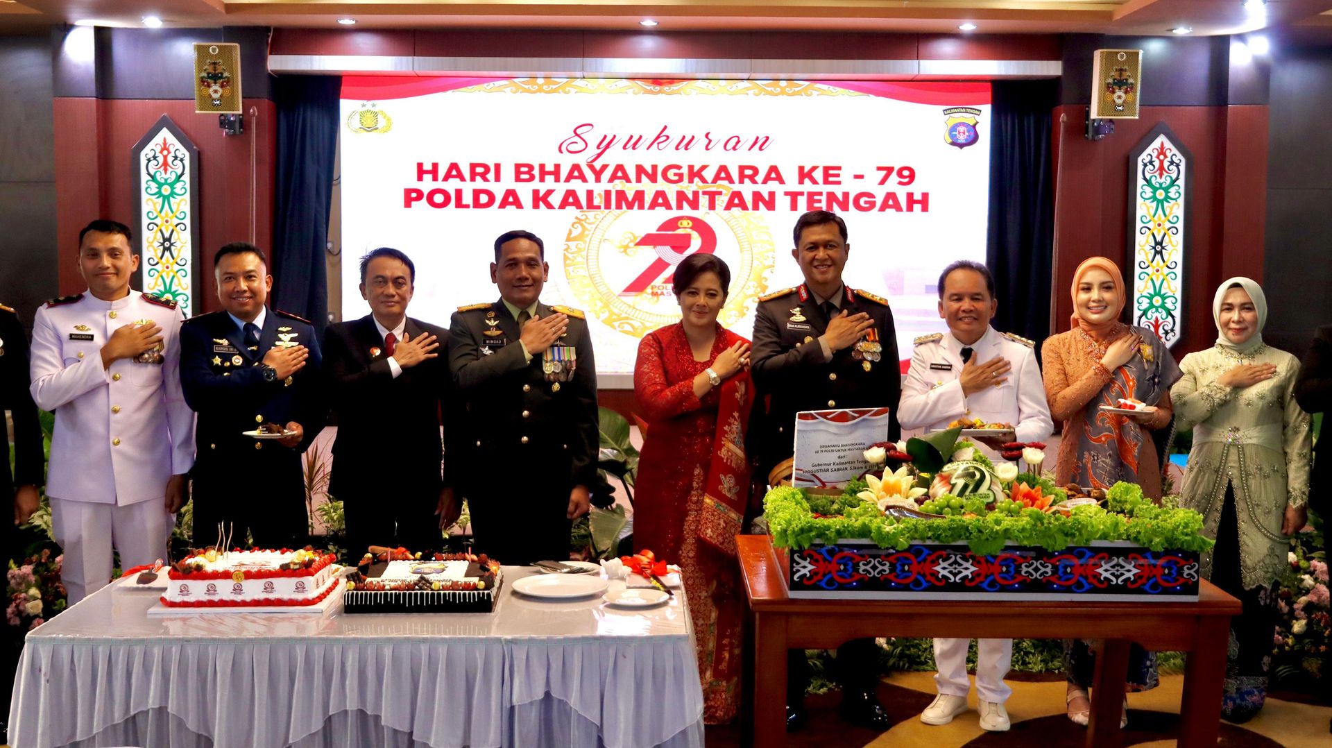 Hari Bhayangkara ke-79, Gubernur dan TNI Beri Kejutan Ke Kapolda Kalteng
