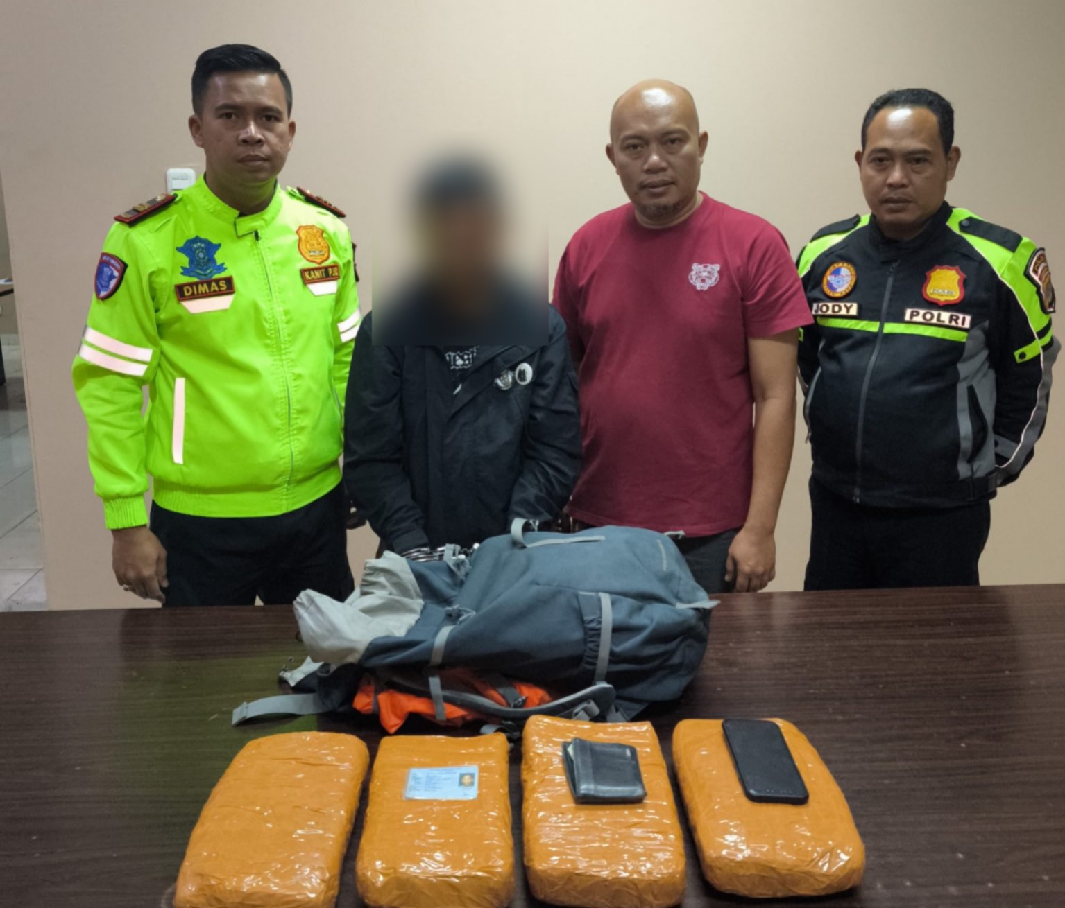 Polisi Berhasil Gagalkan Penyelundupan 4 Kg Ganja di Tol Bakter Lampung