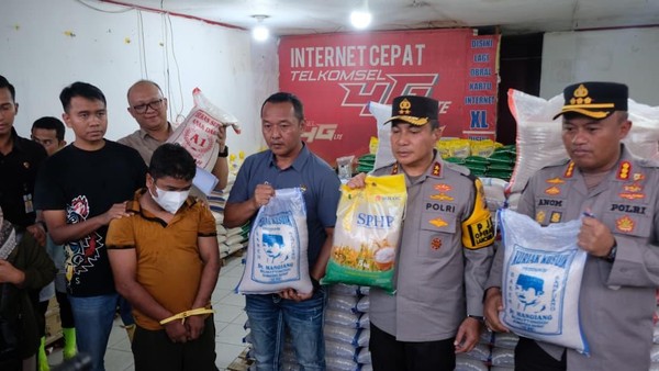Polda Riau Tetapkan Distributor Pengoplos 9 Ton Beras Reject Jadi Tersangka