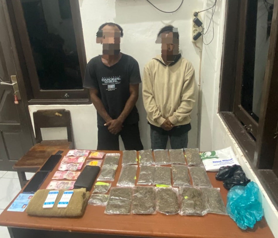 Polres Sarmi Berhasil Tangkap Bandar Narkotika Jenis Ganja di Pantai Kelapa Satu