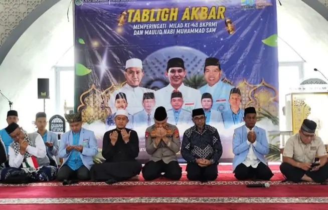 Kapolda Kep. Babel Hadiri Tabligh Akbar Milad ke-48 BKPRMI dan Peringatan Maulid Nabi Muhammad SAW
