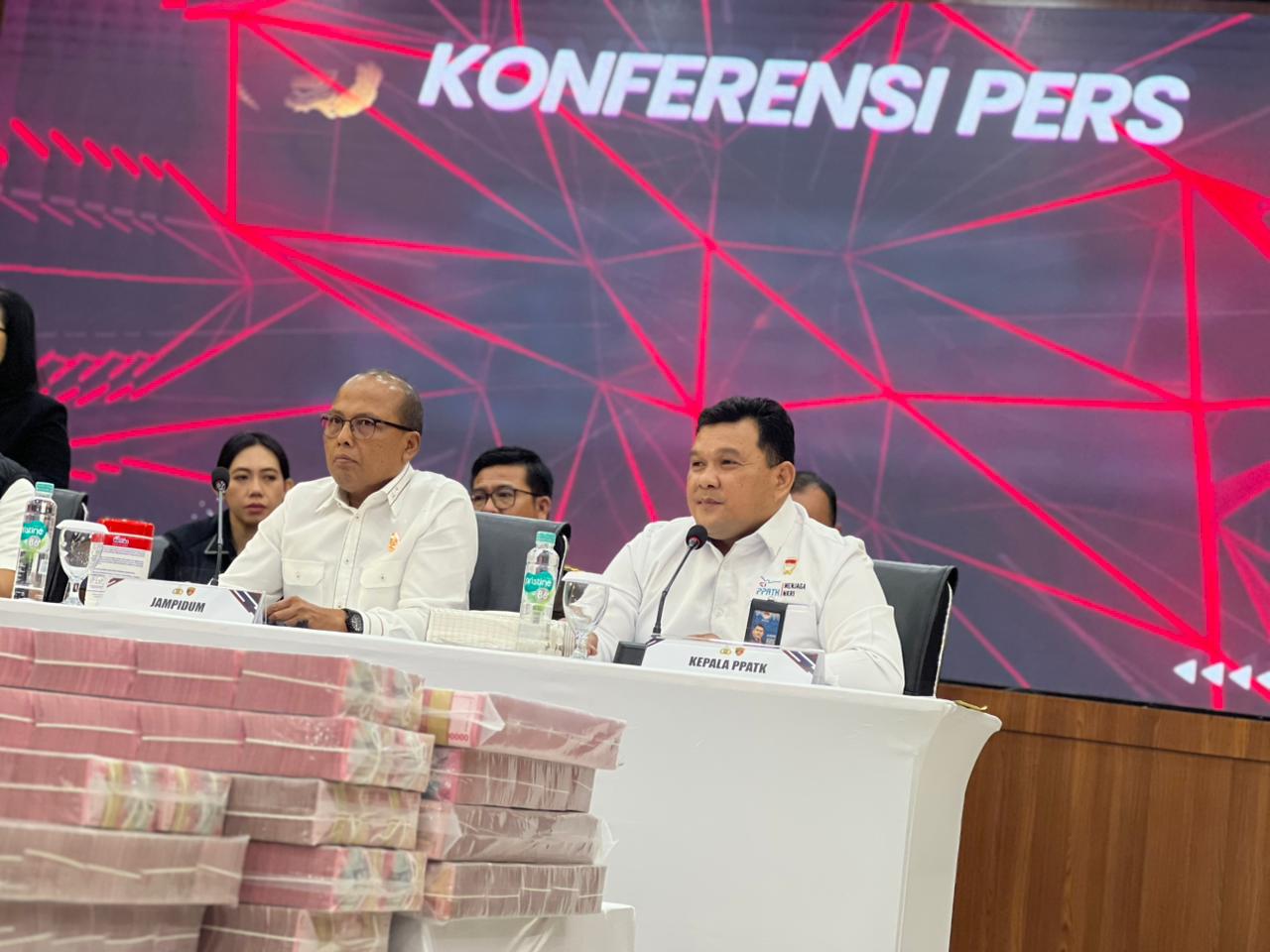 PPATK Ungkap Awal Mula Indikasi Rekening Penampungan Pembobolan Bank Ditemukan