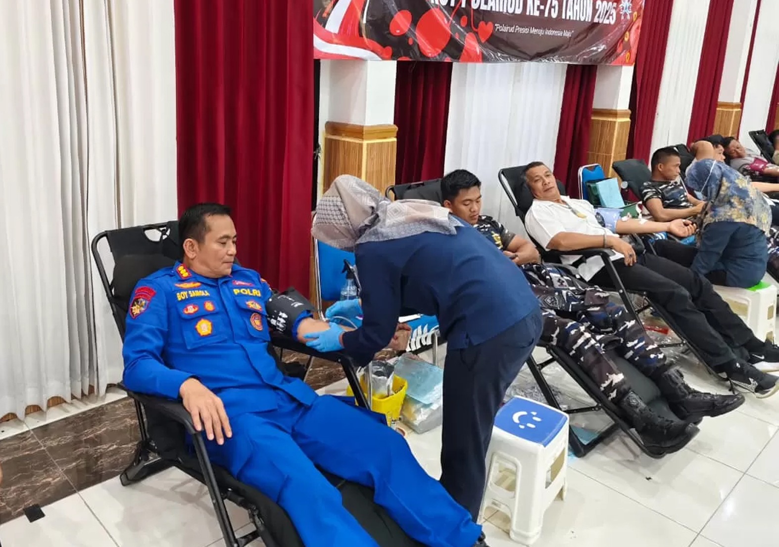 Rayakan HUT ke-75, Ditpolairud Polda NTB Tebar Kepedulian Lewat Aksi Donor Darah