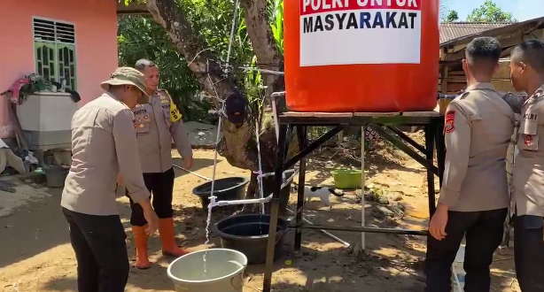 Polda Sumut Hadirkan Air Bersih untuk Warga Hutanabolon, Pasang Filter Air Nanotec pada Sumur Bor