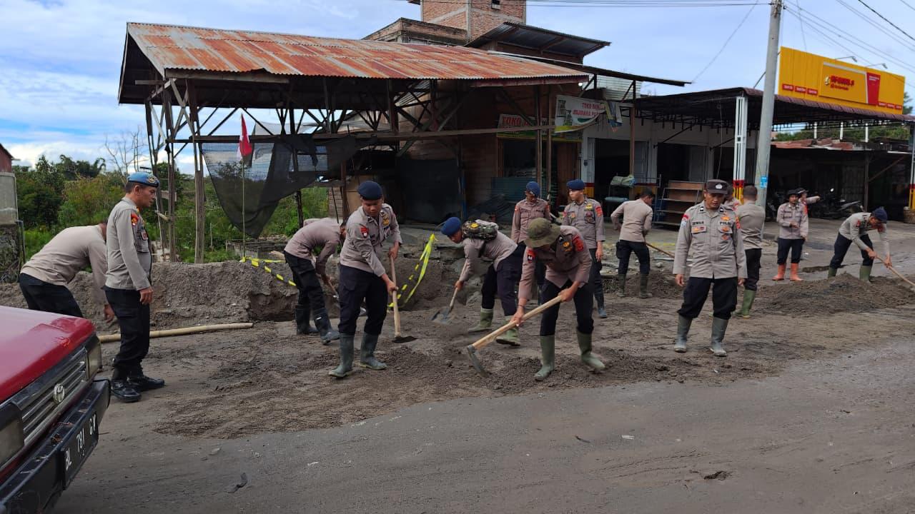Gerak Cepat Polres Bener Meriah, Jalan Lintas Bireuen–Takengon Kembali Aman Pascabencana