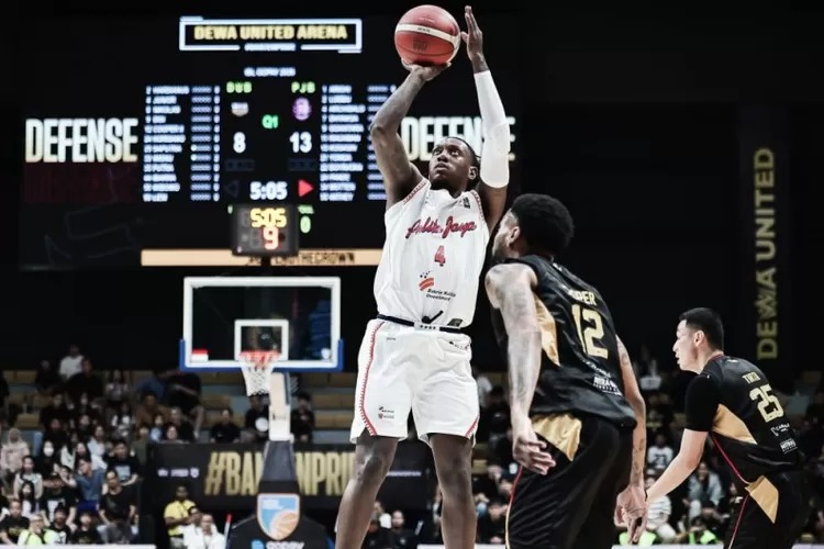 Laga Pembuka IBL Pelita Jaya Menang atas Dewa United Banten