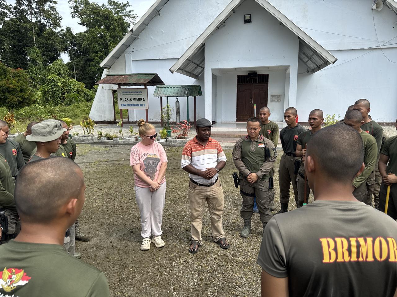 Operasi Damai Cartenz 2026 Wujudkan Kedamaian melalui Aksi Bersih Gereja di Kuala Kencana