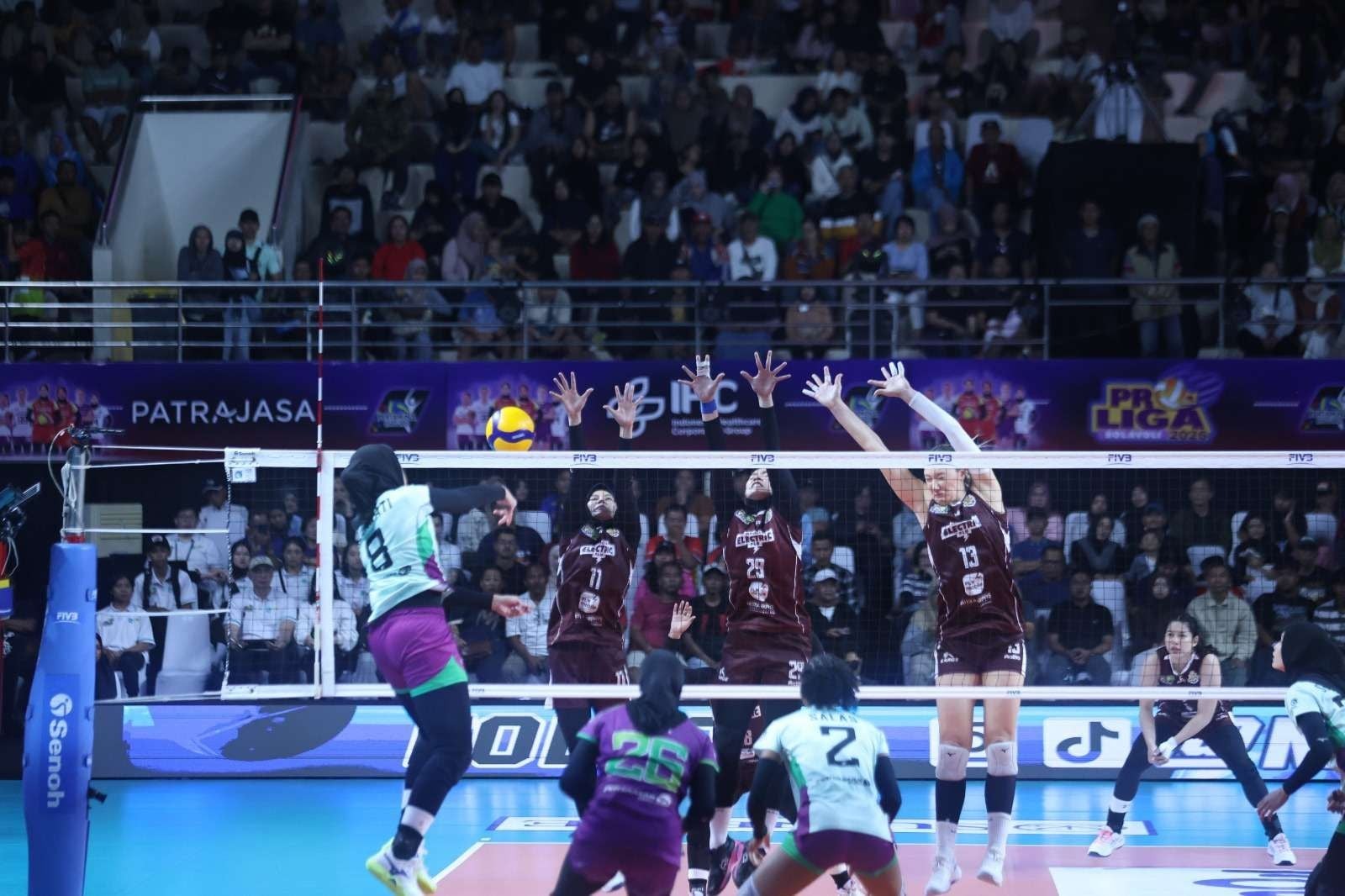 Jakarta Pertamina Enduro Berhasil Menaklukkan Electric PLN Mobile