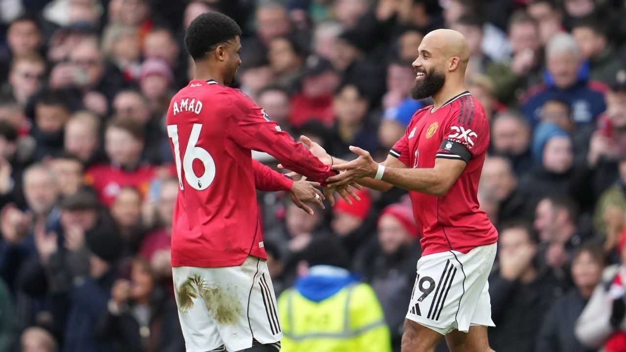 King Manchester United Lupa Cara Kalah Berhasil Taklukkan Tottenham