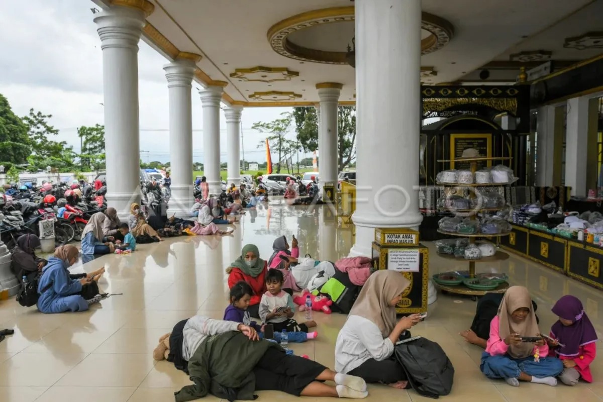 Menag Dorong Masjid Jadi Ruang Aman untuk Pemudik