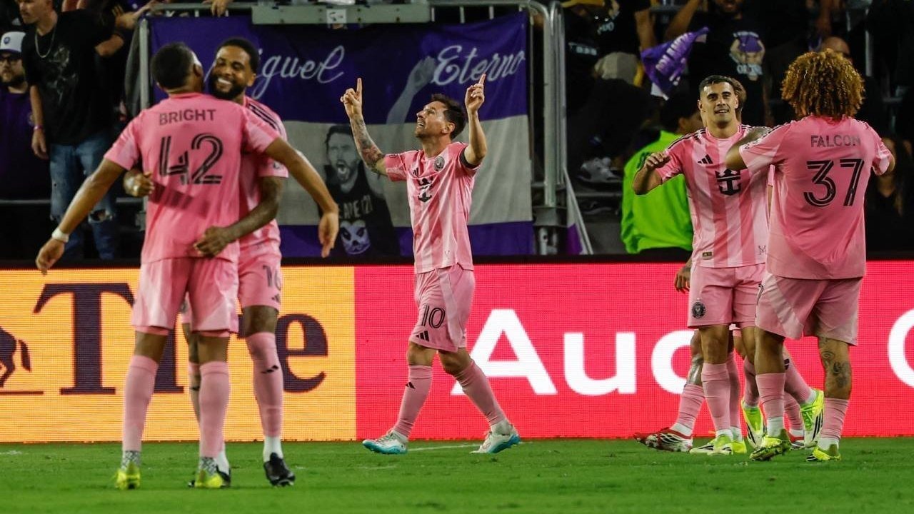 Lionel Messi Bawa Inter Miami Comeback Lawan Orlando City 4-2